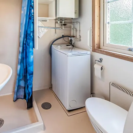 Three-Bedroom Holiday Home In Farevejle Сasa de vacaciones Fårevejle